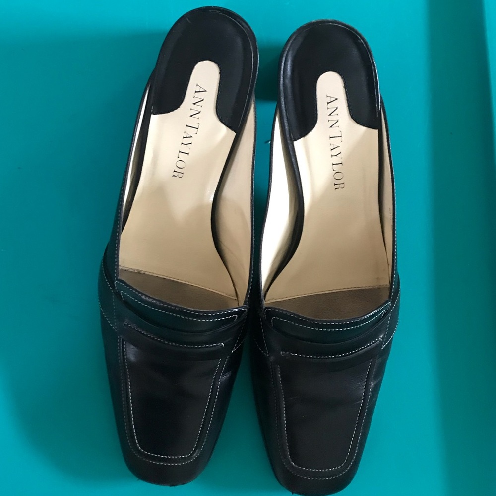 Anne Taylor leather mules
